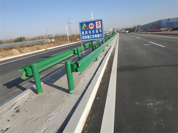 枣庄公路护栏守护安全横跨多个行业的应用